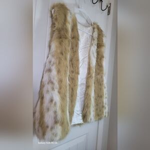Stylish Tan Faux Fur Vest